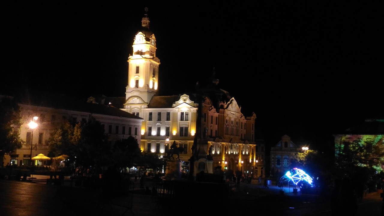 Pécs főtér